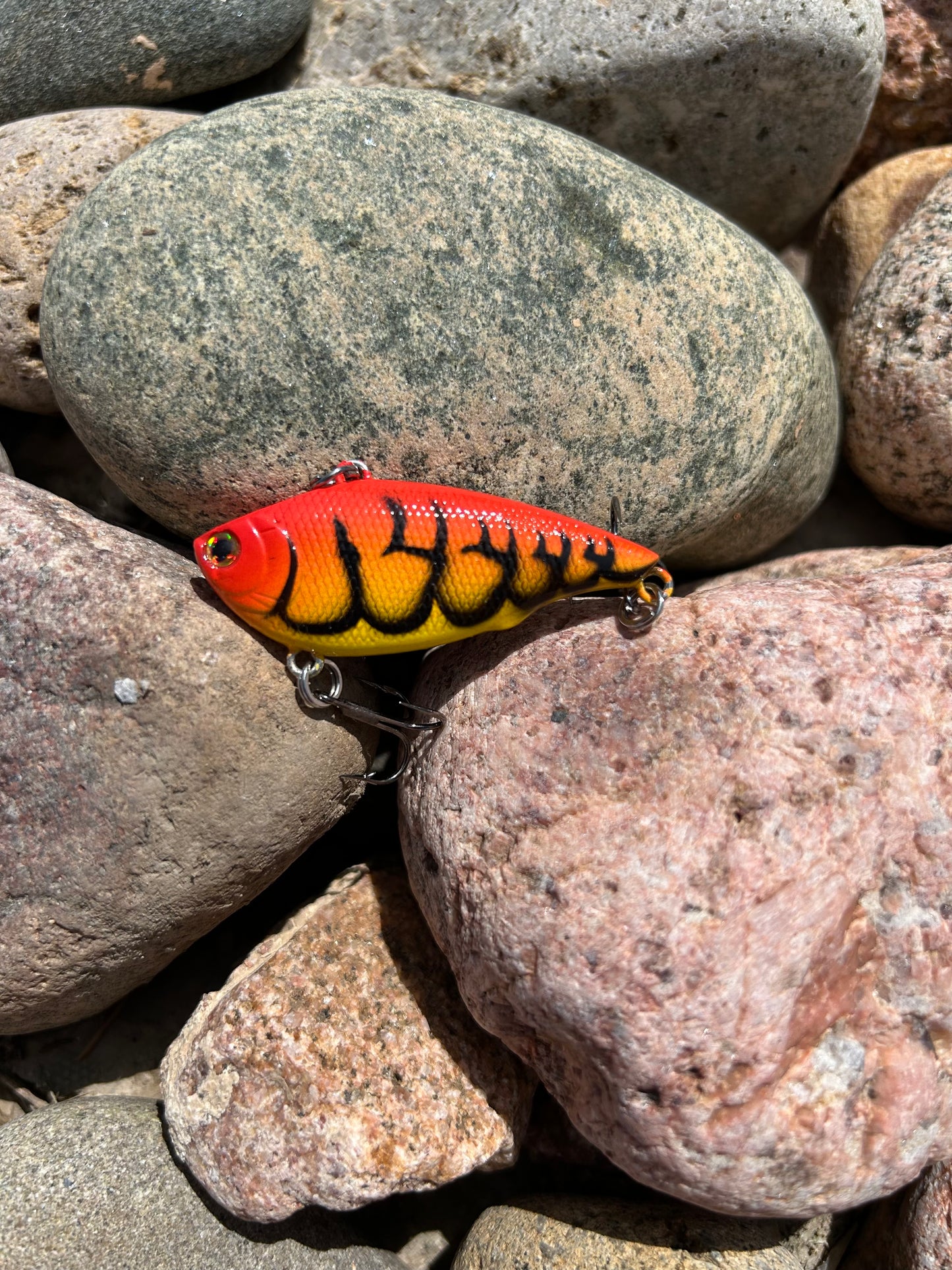 Red Fire Craw Lipless Crankbait